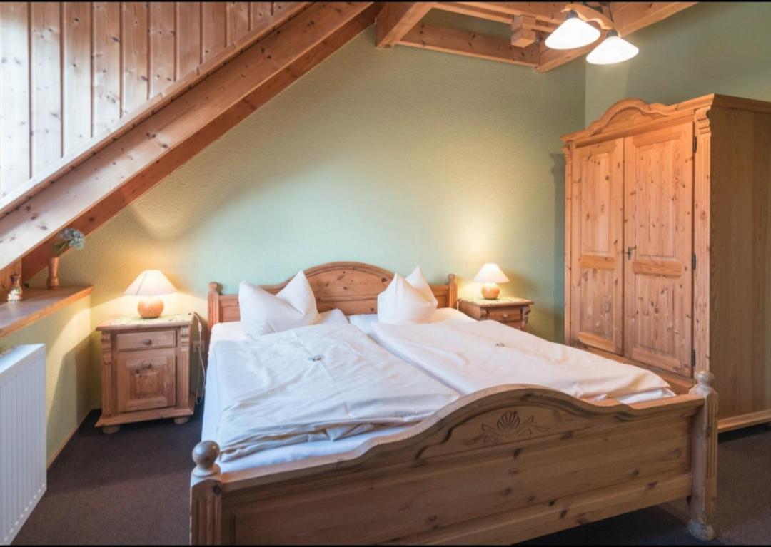 Landhotel Weingut Schulze فرايبورغ المظهر الخارجي الصورة