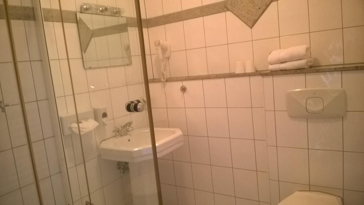 Landhotel Weingut Schulze فرايبورغ المظهر الخارجي الصورة